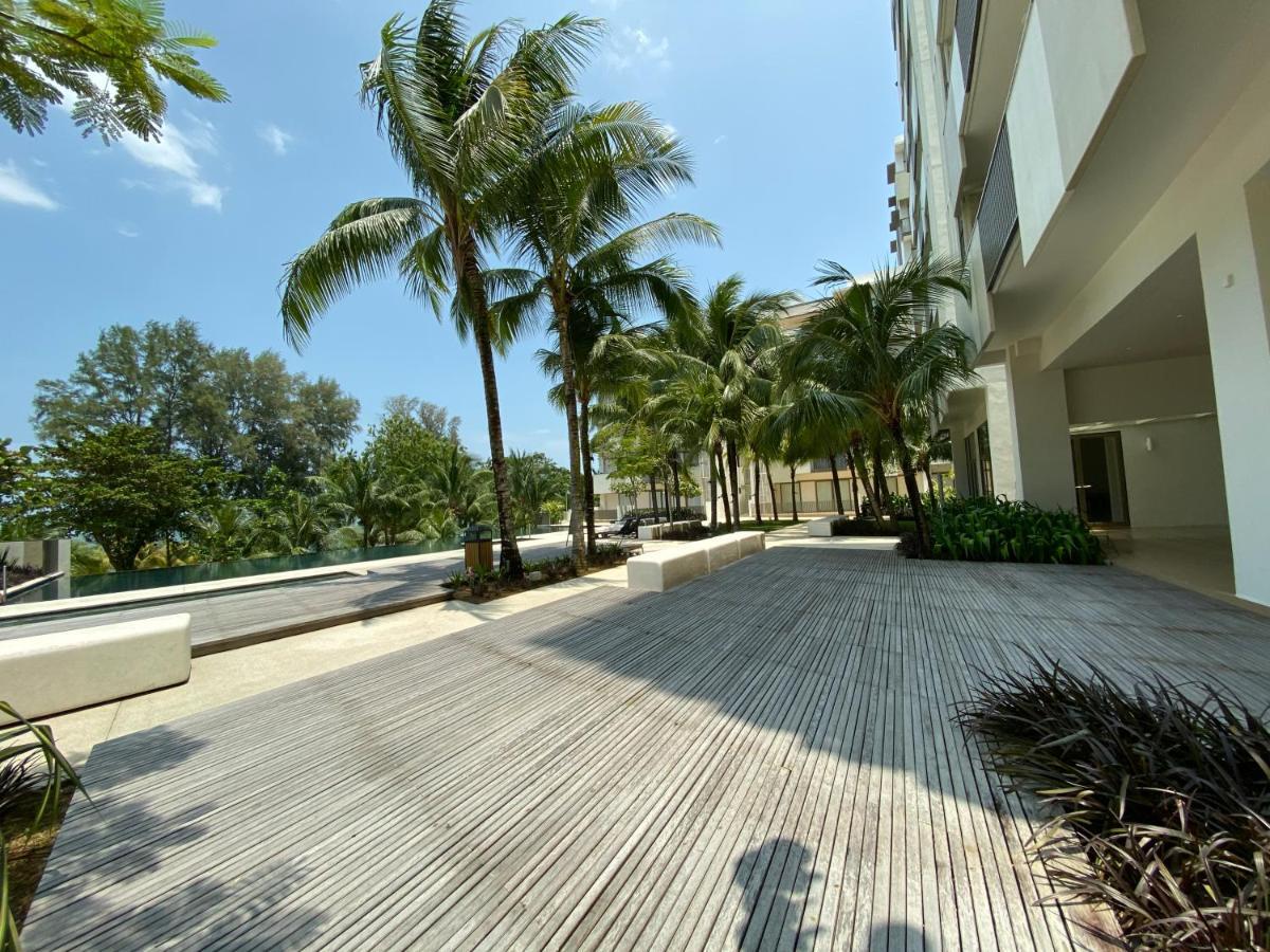 By The Sea @ Luxury Suites, Batu Feringgi Εξωτερικό φωτογραφία